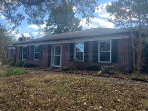 Building Photo - 8373 Brewer Rd