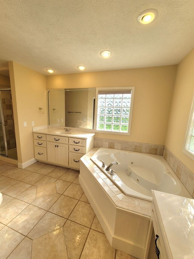 Building Photo - The Landings-Lynn Haven