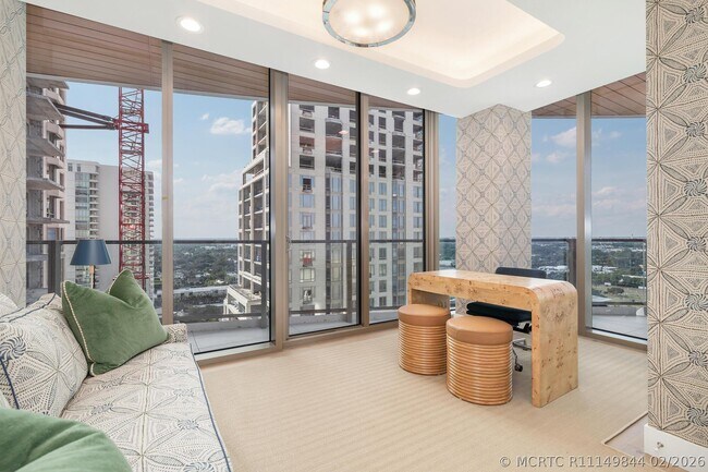 Building Photo - 1333 S Flagler Dr