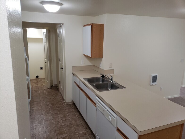 Building Photo - 8061 W Cory Ct