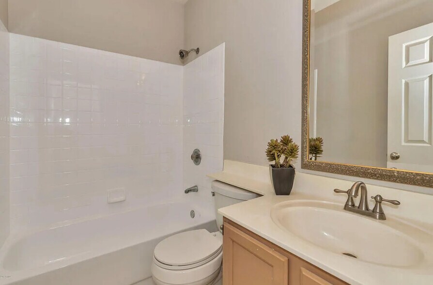 Second bathroom - 852 N Terrace Rd