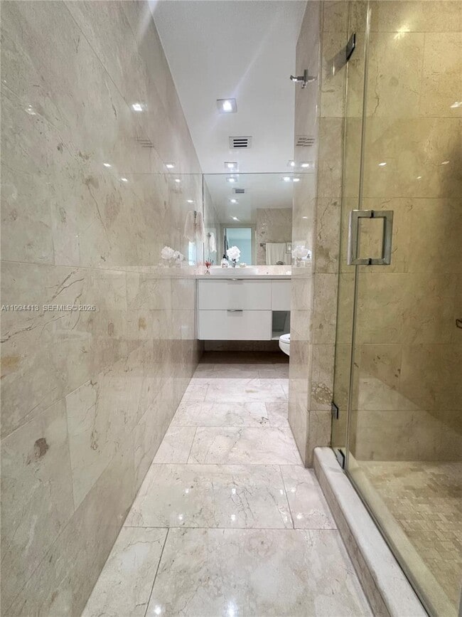 Building Photo - 9225 Collins Ave