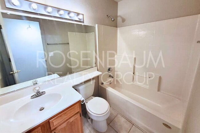 Building Photo - 8585 W Santa Cruz Blvd