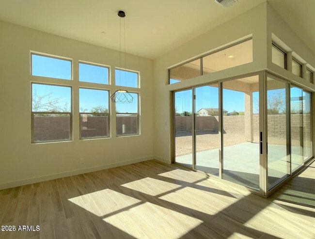 Building Photo - 9273 W Country Club Trail