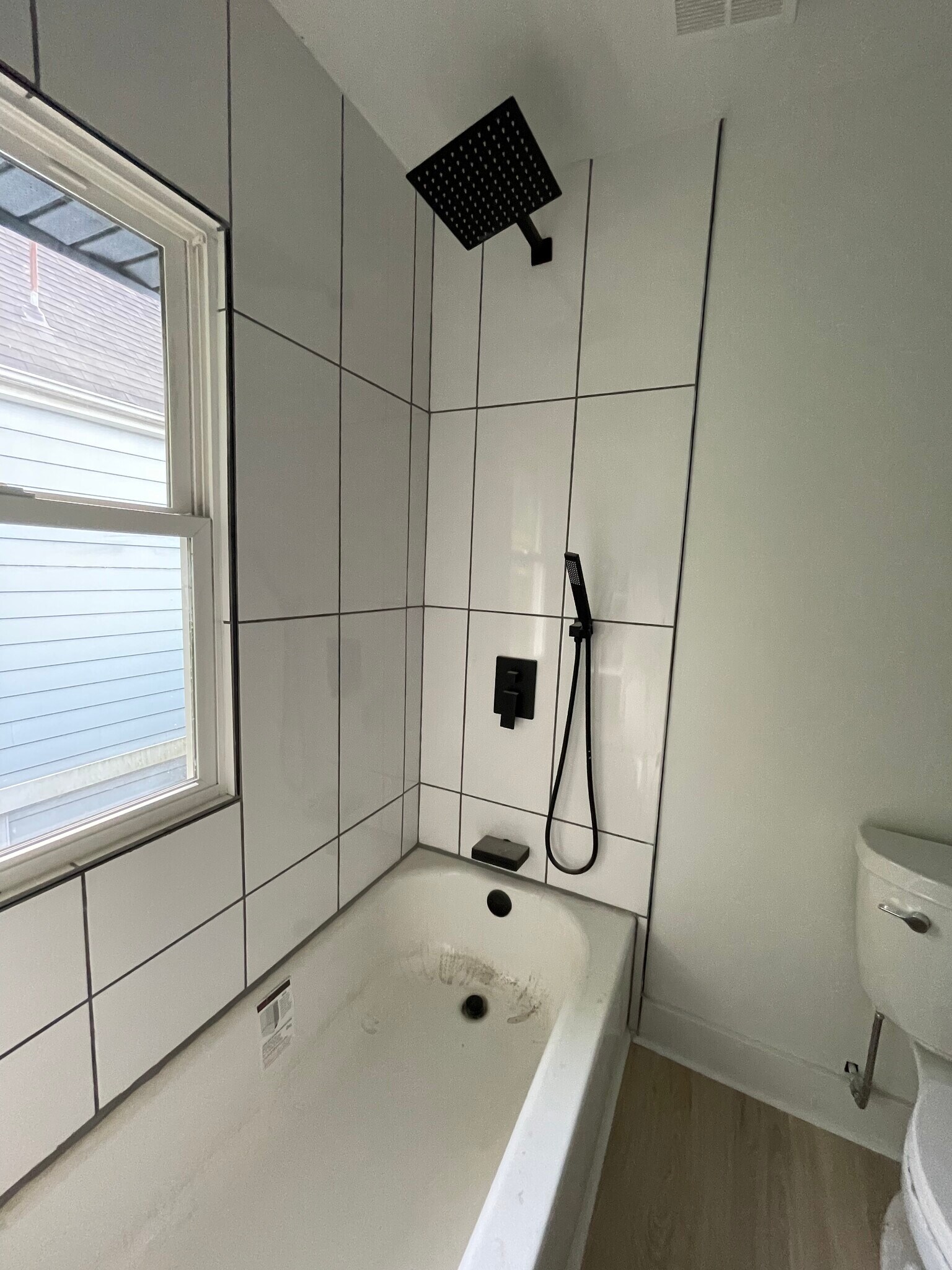 2nd Floor Bath - 719 S 17th St