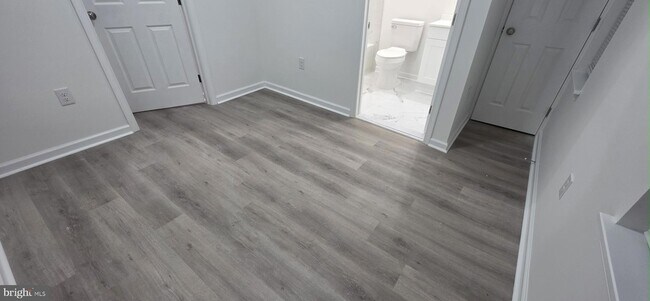 Building Photo - 2233 N 16th St