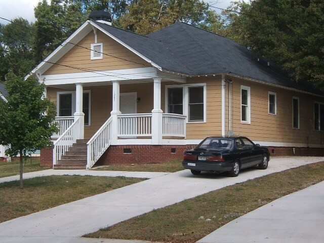Primary Photo - 1287 Sells Ave SW