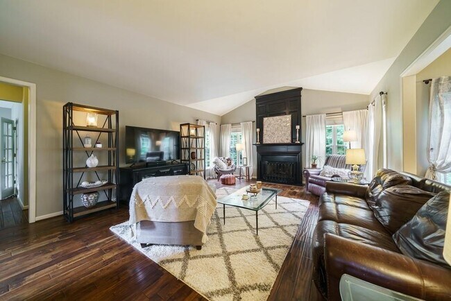 Building Photo - 5342 Tormeall Trace