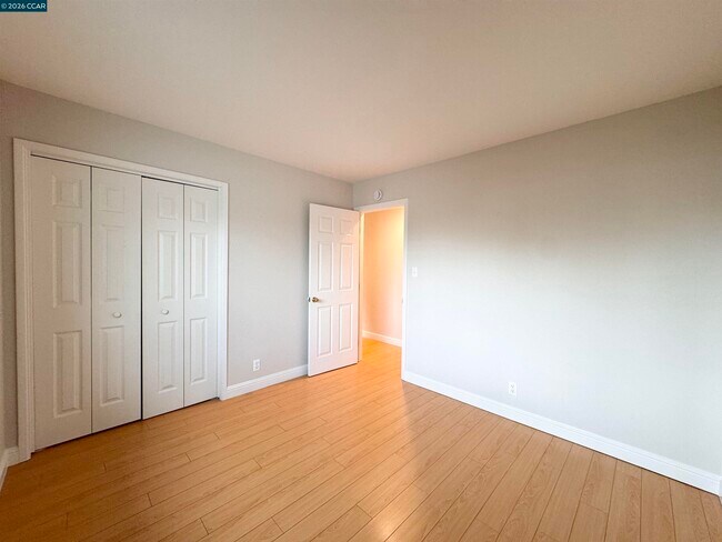 Building Photo - 2307 Panoramic Dr