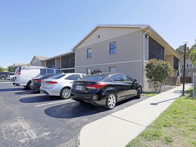 Primary Photo - 5305 Summerlin Rd