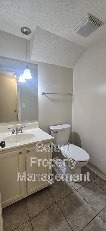 Building Photo - 6309 Sawmill Woods Dr