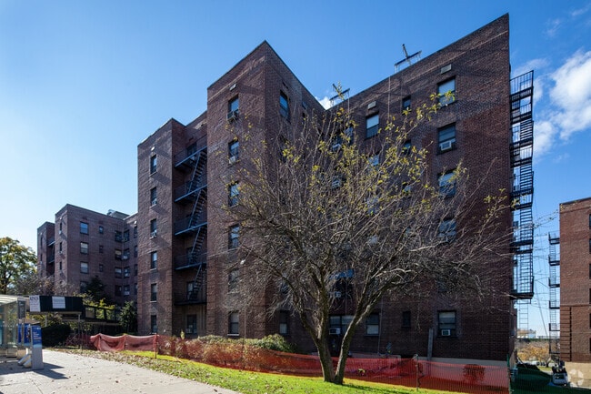 Building Photo - Mitchell Gardens Co-Op #3