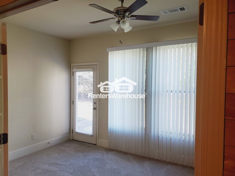Building Photo - 4865 Roseman Trail