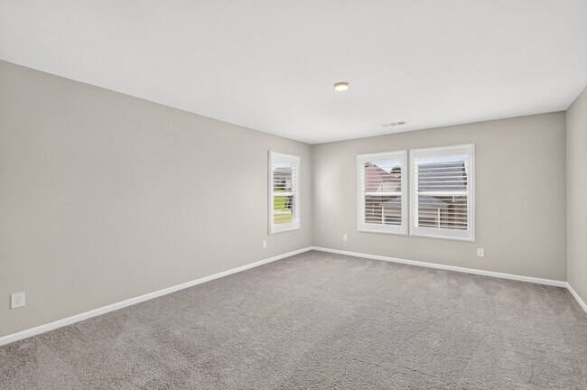 Building Photo - 182 Oasis Dr