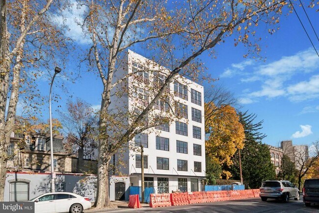 Building Photo - 5521 Wayne Ave