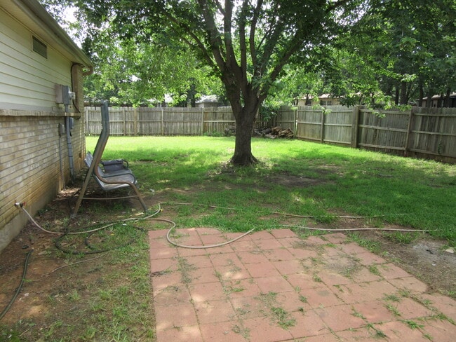 Building Photo - 301 Windmere Cir