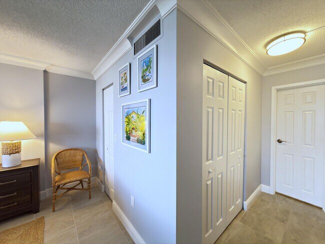 Building Photo - 3546 S Ocean Blvd