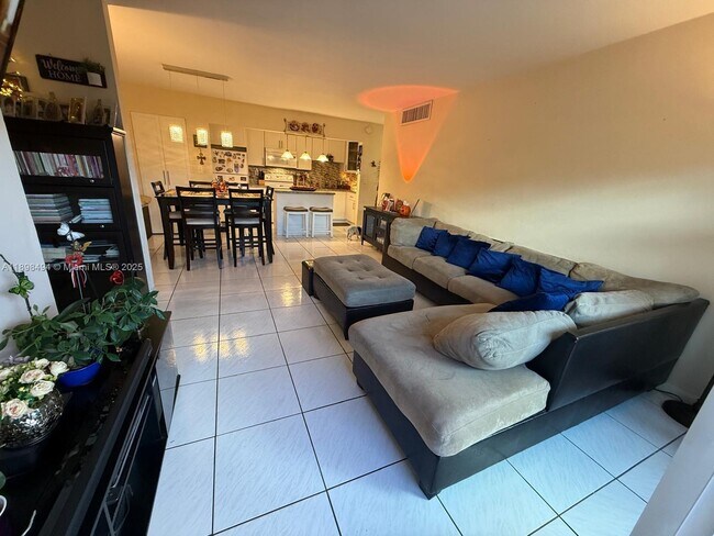 Building Photo - 4210 NW 79th Ave