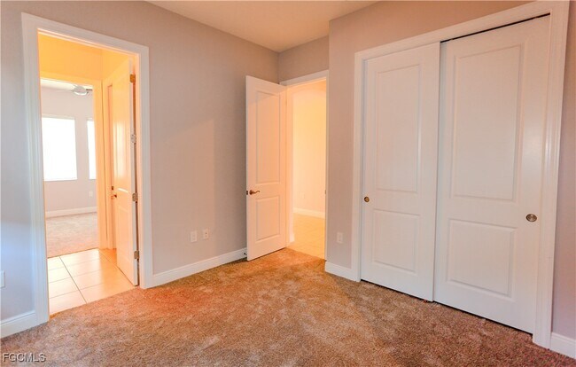 Building Photo - 11823 Timbermarsh Ct