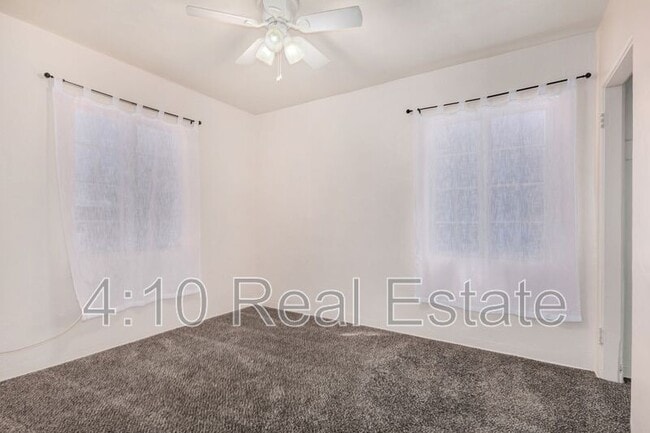 Building Photo - 208 W Glenrosa Ave