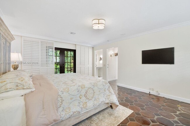 Building Photo - 226 Chilean Ave