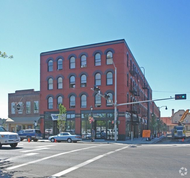 Cascade Building Yakima, WA Apartment Finder