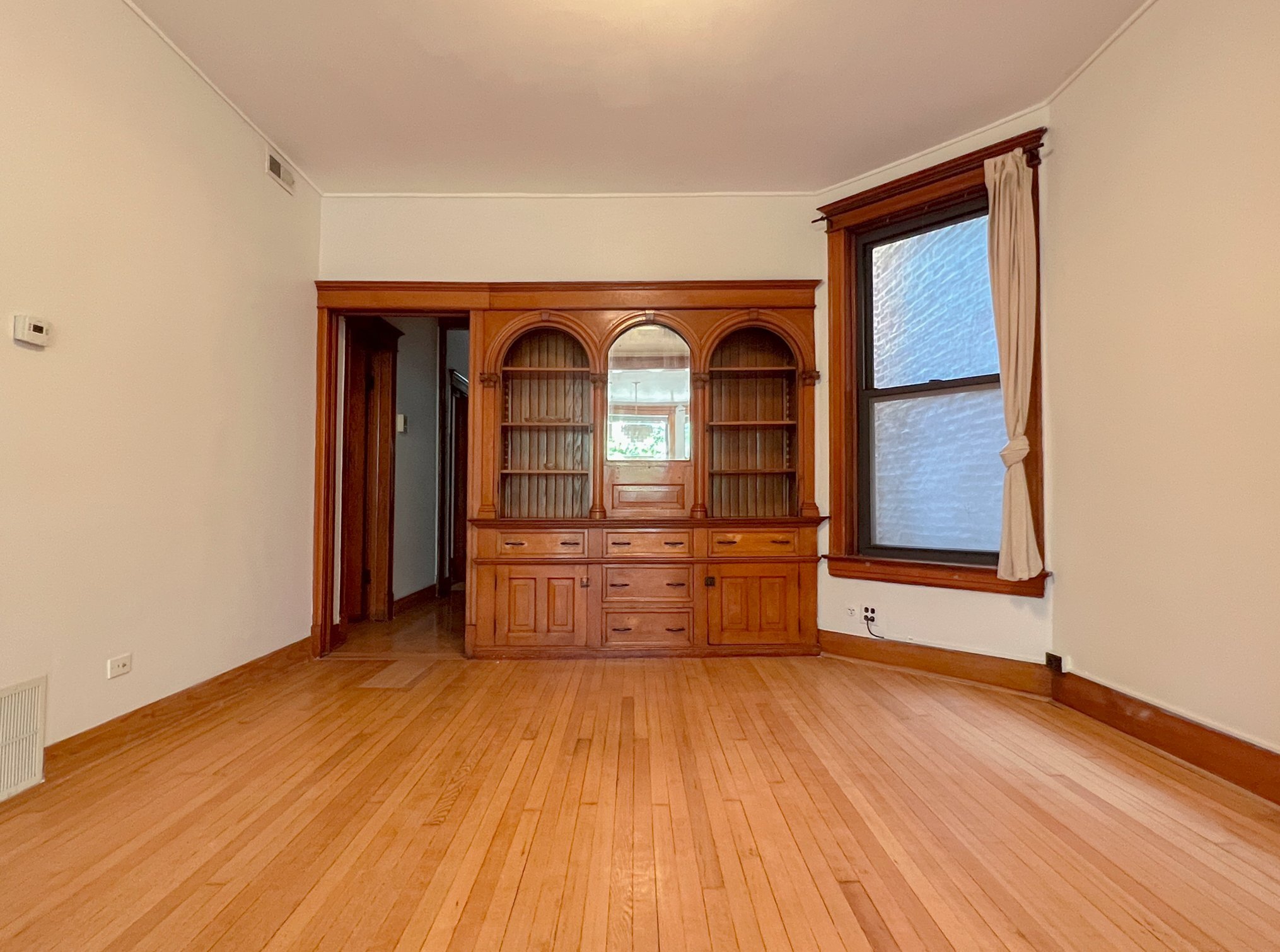 Building Photo - 909 N Campbell Ave