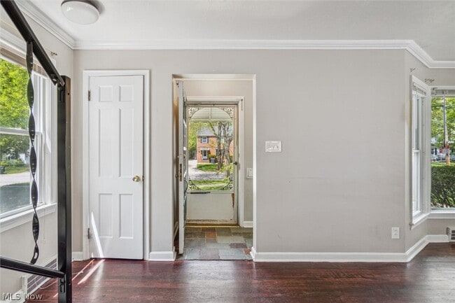 Building Photo - 4016 Bayard Rd