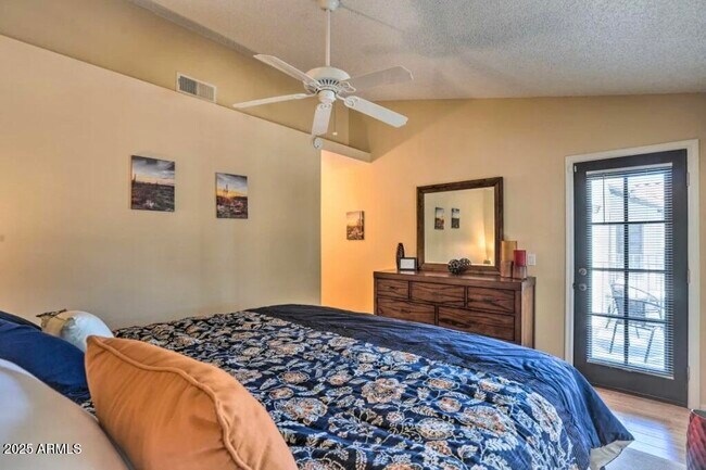 Building Photo - 11011 N 92nd St