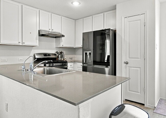 Building Photo - 3 Bedroom Home in Grace Valley