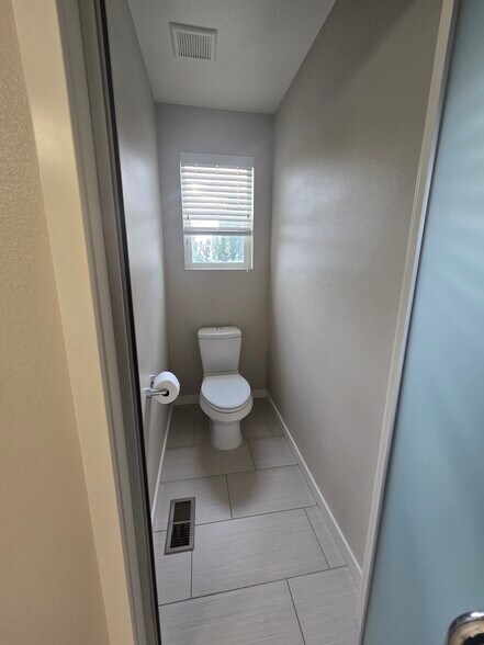 Building Photo - 9799 Dunning Cir
