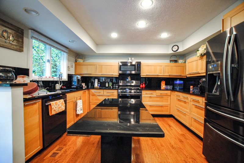 Building Photo - 9321 Ravenridge Rd