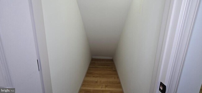 Building Photo - 1 Brattle Ct