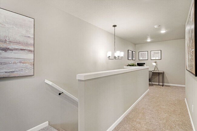 Building Photo - 6907 NE 132nd Way