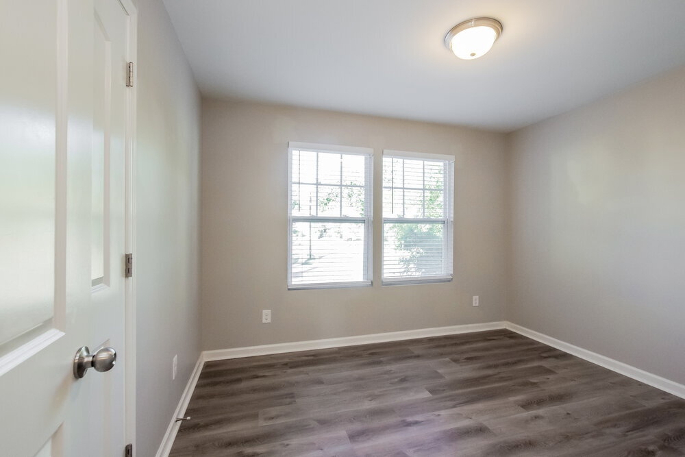 Building Photo - 6629 Covington Commons Dr