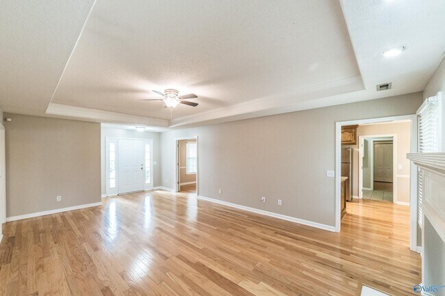 Building Photo - 139 Clubhouse Ln