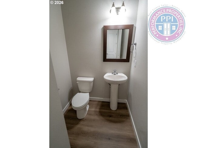 Building Photo - Desirable Happy Valley Location - Scouters Mountain Neighborhood / Move-In Ready