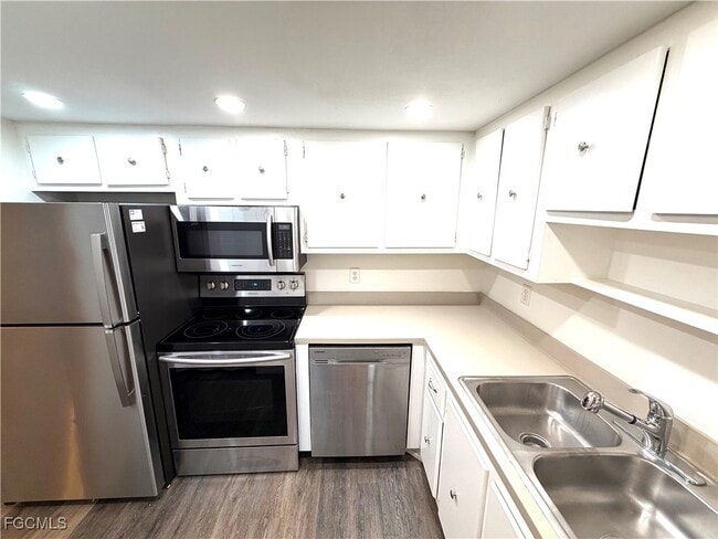 Building Photo - 3704 Broadway