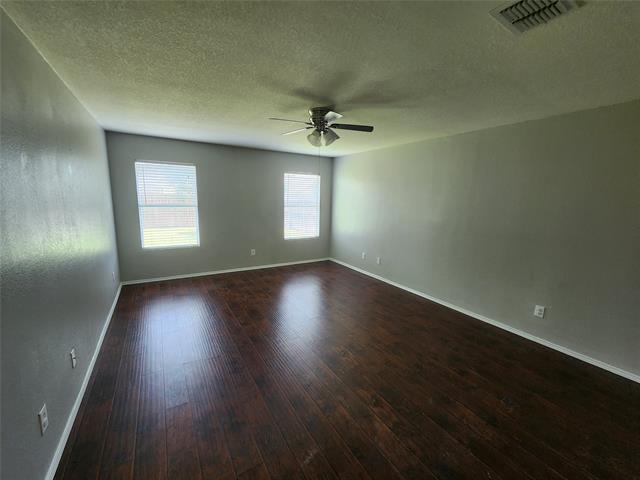 Building Photo - 5525 Parkview Hills Ln