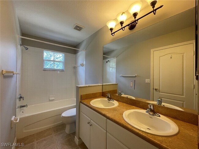 Building Photo - 8711 Athena Ct