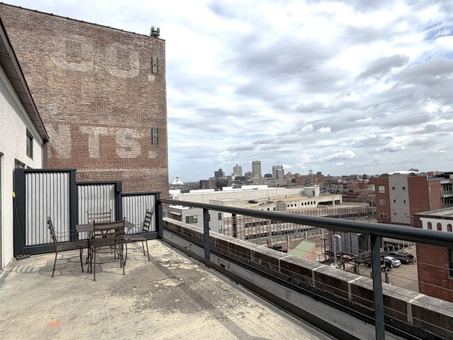 Building Photo - 505 Tennessee St