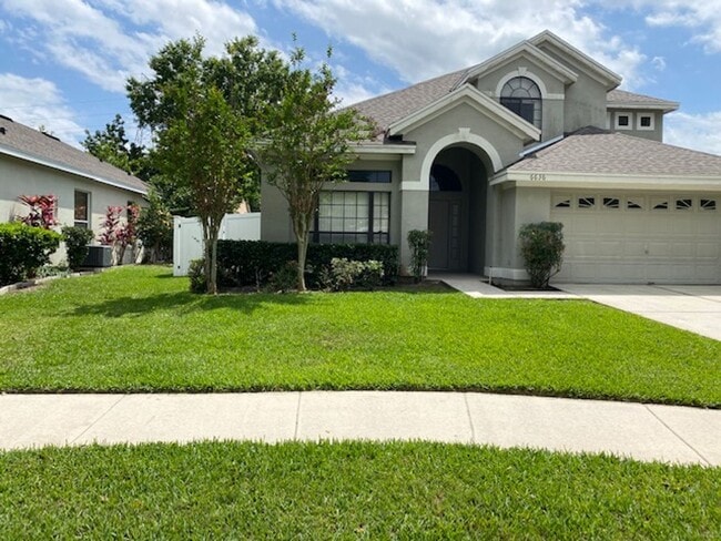 Building Photo - Dr Phillips area 3 bedroom 2.5  Bath Home With Bonus room