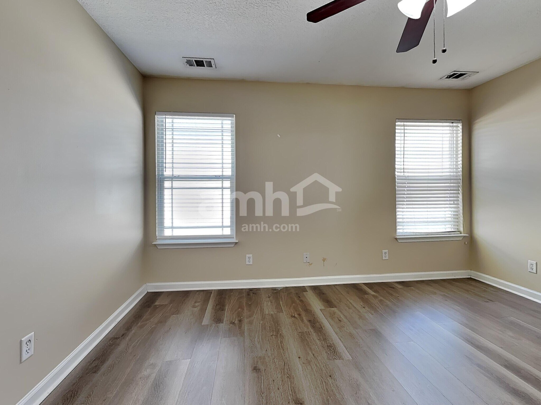 Building Photo - 189 Fox Glen Ct