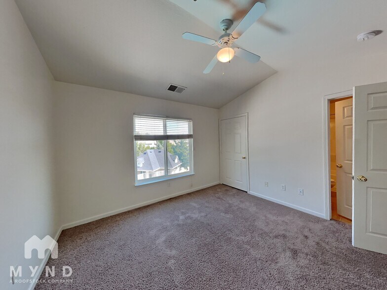 Building Photo - 200 Talus Way