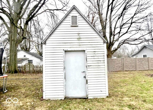 Building Photo - 1801 S Luick Ave