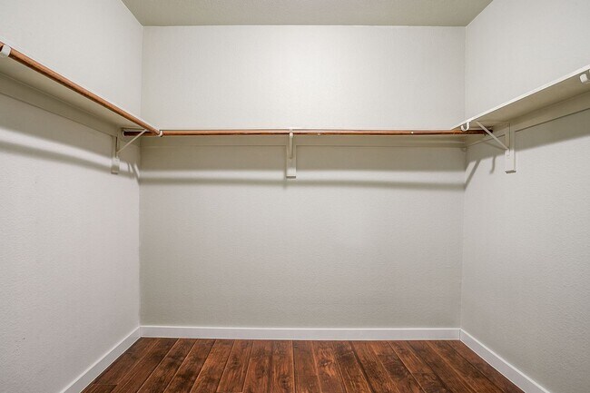 Building Photo - Spacious 4 Bed- 2.5 Bath Rental in the Desirable Remington Point- Eagle Mountain Saginaw ISD- 76179