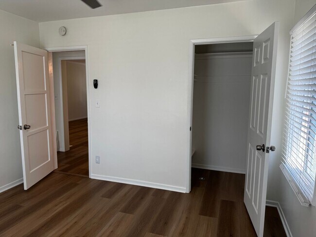 Building Photo - Remodelled 2 Bed 1 Bath Home with Garage a...