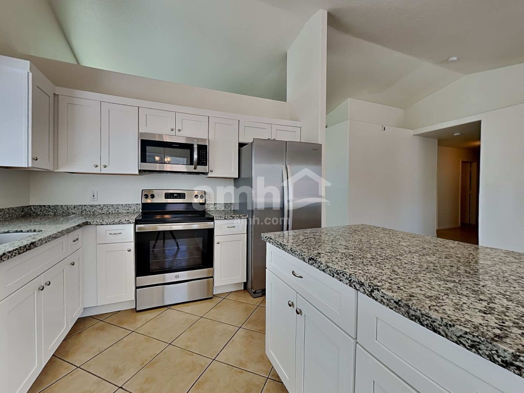 Building Photo - 1177 S Jamaica Way