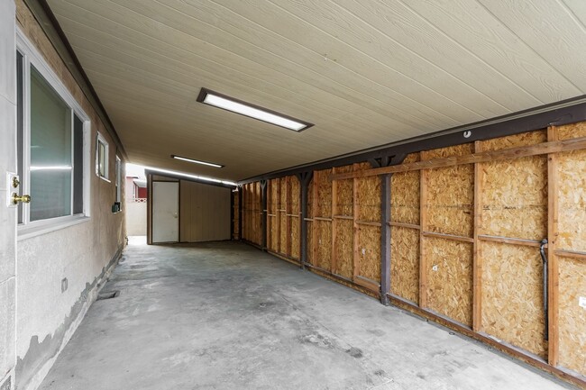 Building Photo - WONDERFUL BUENA PARK HOME FOR LEASE!!  NEW ON MARKET!!