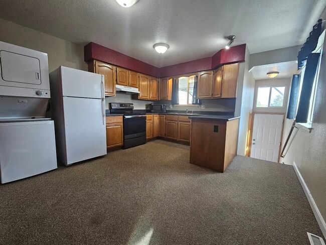 Building Photo - 8080 Knox Ct